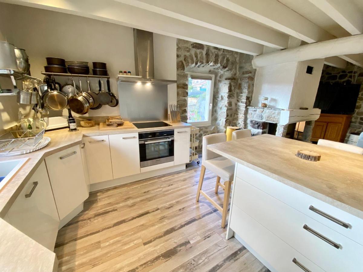 Gite De Groupe 160M2, 15P, Salle De Reception, Jardin, Terrasse Mazan-l'Abbaye Bagian luar foto