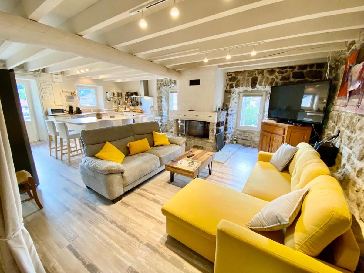 Gite De Groupe 160M2, 15P, Salle De Reception, Jardin, Terrasse Mazan-l'Abbaye Bagian luar foto