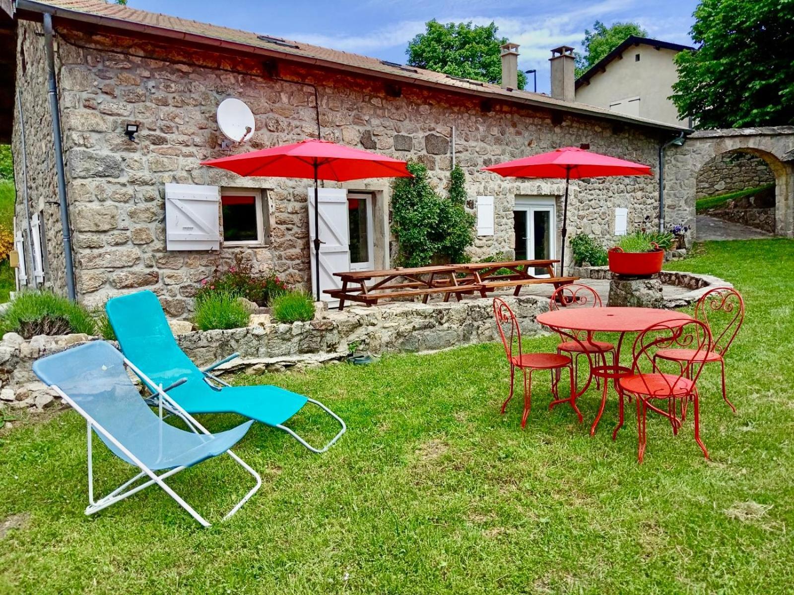 Gite De Groupe 160M2, 15P, Salle De Reception, Jardin, Terrasse Mazan-l'Abbaye Bagian luar foto